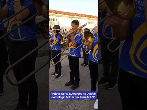 Desfile do Colégio Militar em Arari-MA ao som do Sons & Acordes