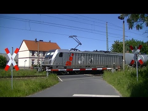 Spoorwegovergang Rehfeld (D) // Railroad crossing // Bahnübergang