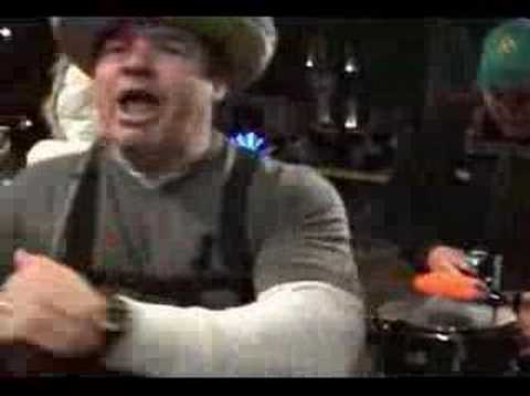 MUST BE MUM TIME!  Fancy Brigade Serenade 2008