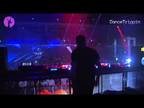 Avicii - Levels (Tocadisco Facebook 80000 Bootleg) [played by Mark Knight]