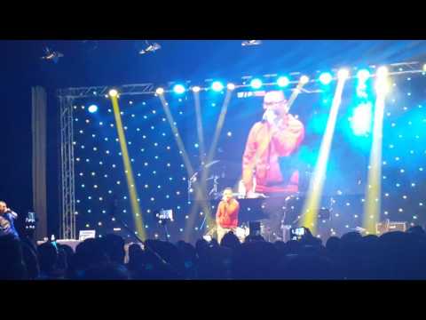 Q York Live in Kuwait with Jay R #qyork #newyork #phil #philam #philippines #rapper #rap #rnb #sing