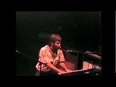 The Grateful Dead - Easy To Love You - 03-15-1990 - Capital Center - Landover, Md