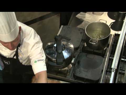 Daniel Müllern snackar fänkålspollen - (Highlights från Årets Kock 2015 Live!)