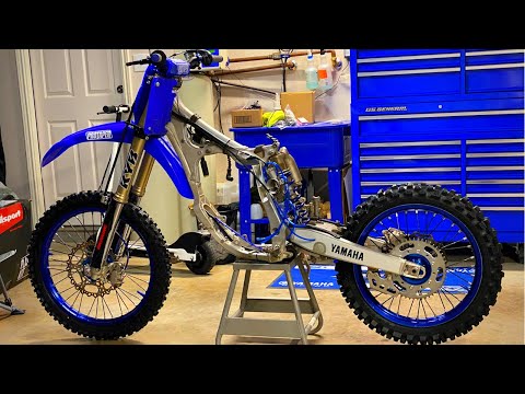 YZ125 Engine Removal (Race Motor Build Part 1)