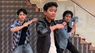 Download lagu Andi Bernadee - Shimmy dance cover (simple-simple jer) mp3 Download lagu Andi Bernadee - Shimmy dance cover (simple-simple jer) mp3