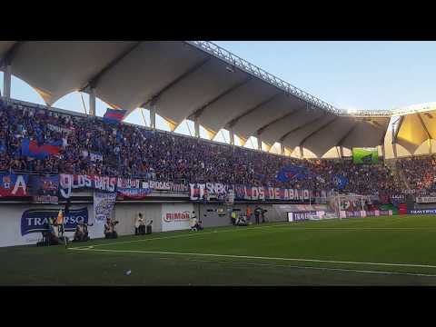 "Los de Abajo dando cátedra de agUante en La Florida" Barra: Los de Abajo &bull; Club: Universidad de Chile - La U