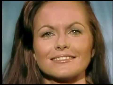 JEANNIE C. RILEY - Roses and Thorns