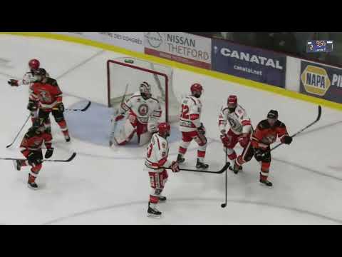 Christophe Losier lance la rondelle dans le filet après le sifflet - Laval n'apprécie pas - 13-05-22