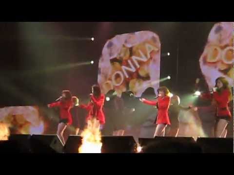 130329 Secret - Madonna (Live in Singapore)