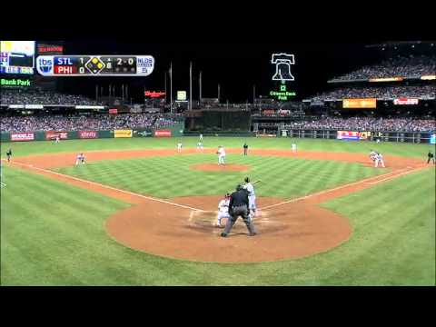 2011/10/07 Halladay gets out of jam