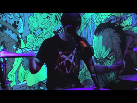 Bardus Live - MetalSucks x Converse Rubber Tracks