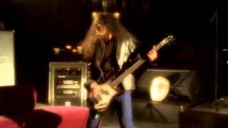 Behind The Player: Mike Inez 