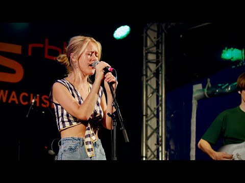 Pom Poko live beim radioeins Parkfest 2019