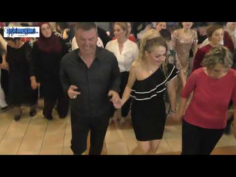 #4K-Urnebesno sjelo-kad i voditelj zaigra i zapjeva za 1200 žena FIS Vitez