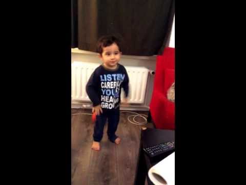 Cat got served by Baby dance