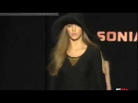 SONIA RYKIEL Spring Summer 2003 Paris 2 of 3 Pret a Porter Woman by Fashion Channel