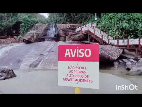 Conheça a linda praia do Iporanga Guarujá São Paulo