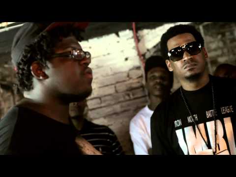 Grizz Guru vs Tha Kid From Mars