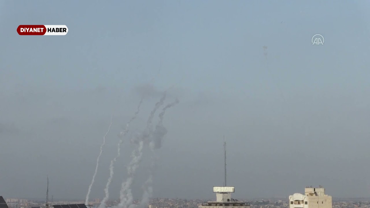 Gazze Şeridi'nden işgalci İsrail'in birçok bölgesine roket atıldı