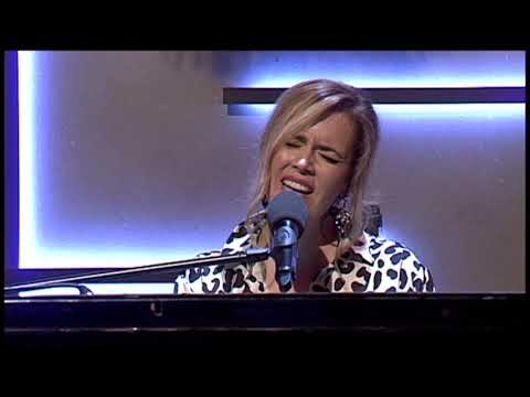 Maya Sar & Nermin Puškar - Korake ti znam // live @konacnopetak