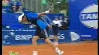 Re: [問卦] 球王Djokovic砸爛球拍是什麼操作？
