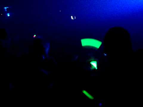 Mike Koglin Live at Club Love 2009 Playing Ronski Speed feat. Mque - Are You? - Glowsticking.com