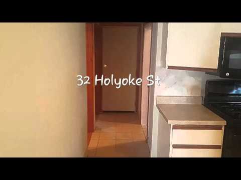 32 Holyoke St