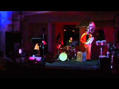 manguidem taftaf trio avec marion claux et candice bordes