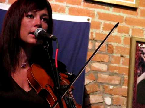 Amanda Shires - AllGood Cafe 7/17/09