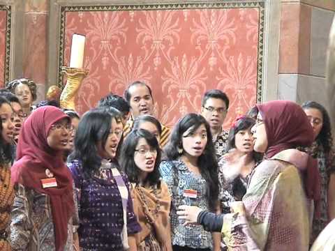 PARAGITA Choir - Ecce Quam Bonum by Hans Leo Hassler