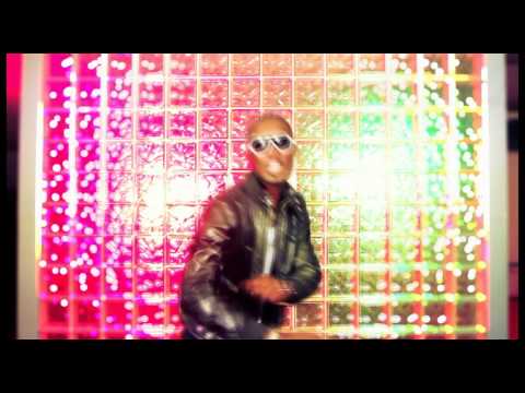 CLIP MR  KURONES Feat BEBI PHILIPP   Toujours Dedans