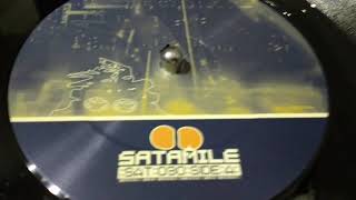A1 PEOPLE- NO ONE LIKES A SMARTARSE E.P.  [LOGO SIDE]