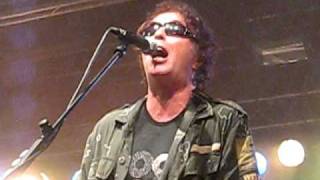 Icicle Works In The Cauldron Of Love Liverpool Academy 30.04.11.AVI