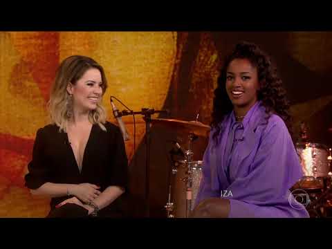 FANTÁSTICO 18/11/2018 - Sandy e Iza celebram parceria no palco do Fantástico