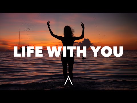 INNERVERSE, Paul Schulze, Oliver Cricket & Courtney Storm - Life With You (Lyrics)