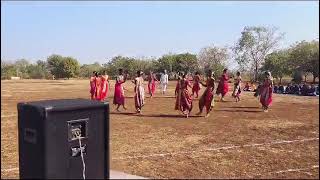 शाळेतील नृत्य कार्यक्रम