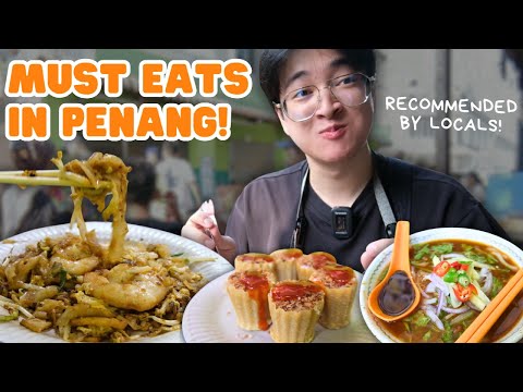 Foreign traveller doing a George Town Penang street food tour