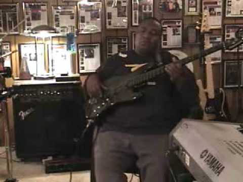 James Ross @  Jross Bass Practice (Bass-ment) 4 String Modulus