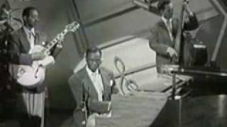 Nat King Cole - For Sentimental Reasons