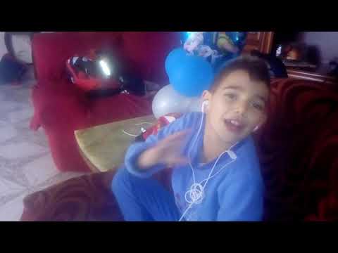 Manuel che gioca a fornite