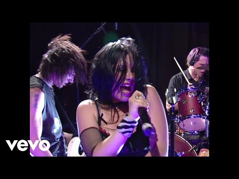 Killing Heidi - Weir (Live at Channel [V] 'The Gig')