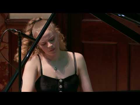Elisabeth Brauss performs Mendelssohn at Wigmore Hall Thumbnail
