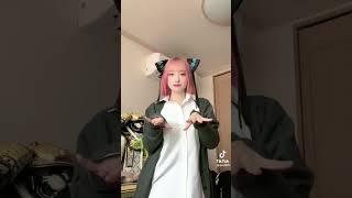 エロかわtiktok女子（五等分の花嫁 二乃）