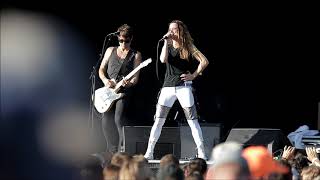 Juliette and The Licks at Rock The Shores 2018: Purgatory Blues