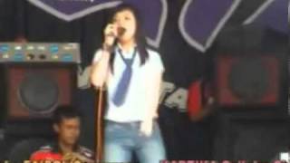 Dangdut Pengobat rindu by dewi kurnia          YouTube