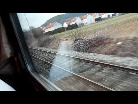 Fahrt auf der Gutensteinerbahn mit ÖBB 5047 056 6 um kurz vor 15:20 am 30.12.2021