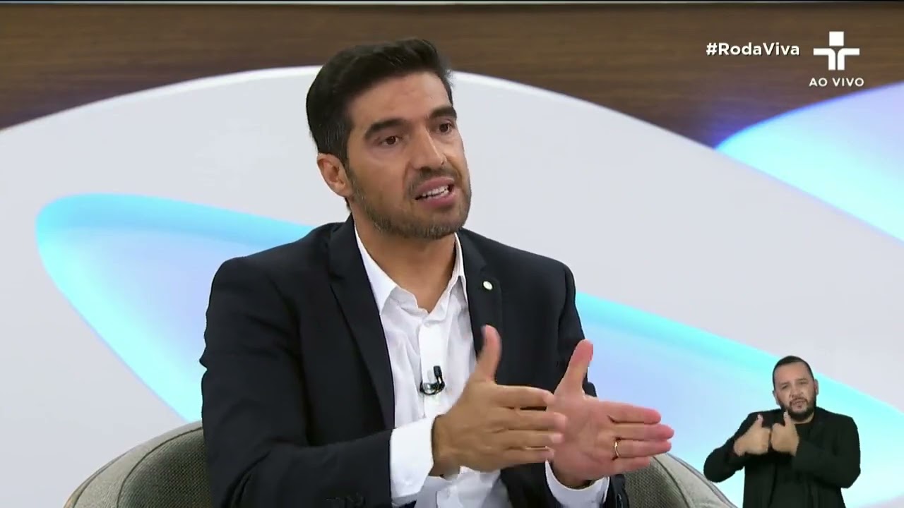 Técnico Abel Ferreira comenta legado do livro “Cabeça Fria, Coração Quente”