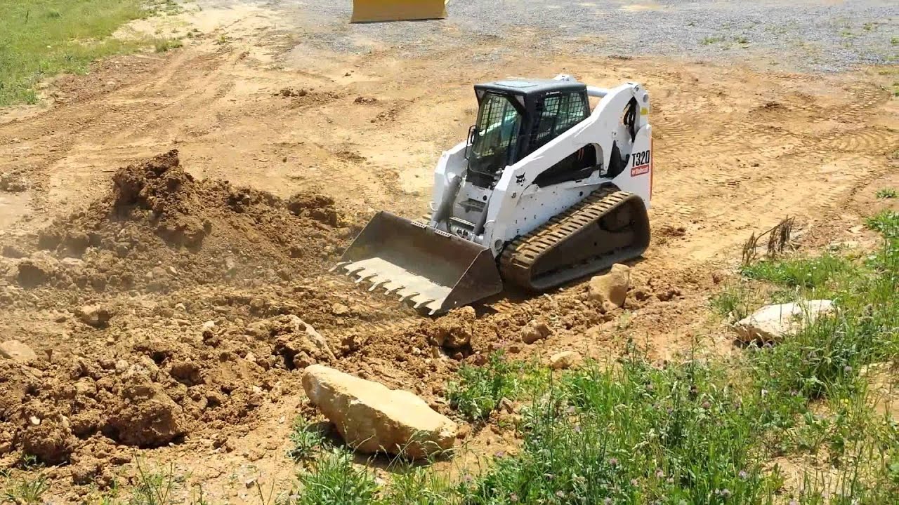 2010 Bobcat T320 skid steer loader