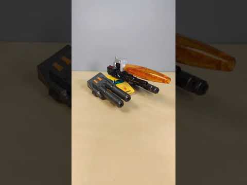 Small, Yellow, Fully Armed