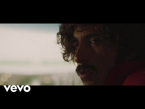 Maximiliano Calvo, Walls - MALNACIDO (Remix / Lyric Video)